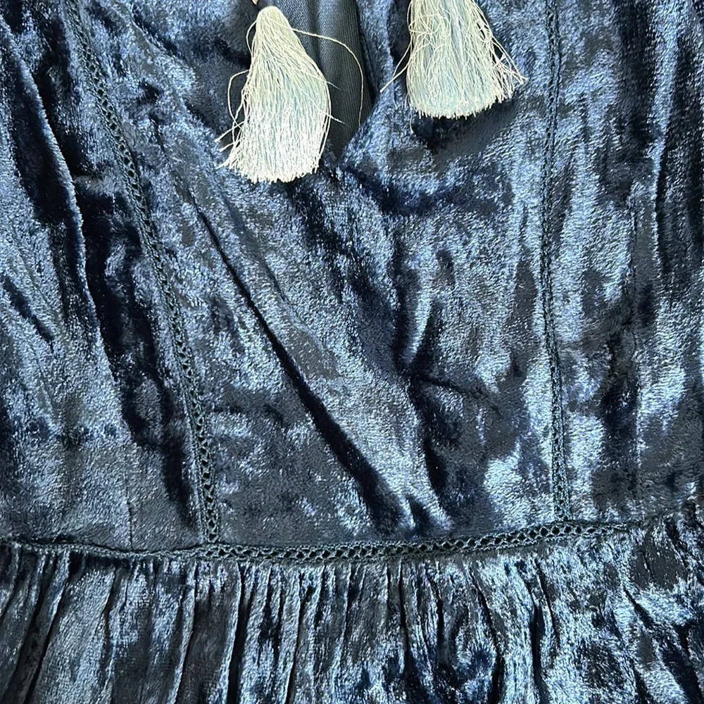 Boston Proper Blue Velvet Tunic Pearl Embroidery See Description - Picture 7 of 8